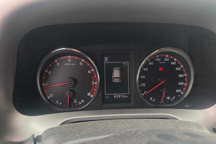Used Toyota RAV4 2016 2.0L CVT Two-Wheel Drive Smart Edition China V Standard Instrument Cluster