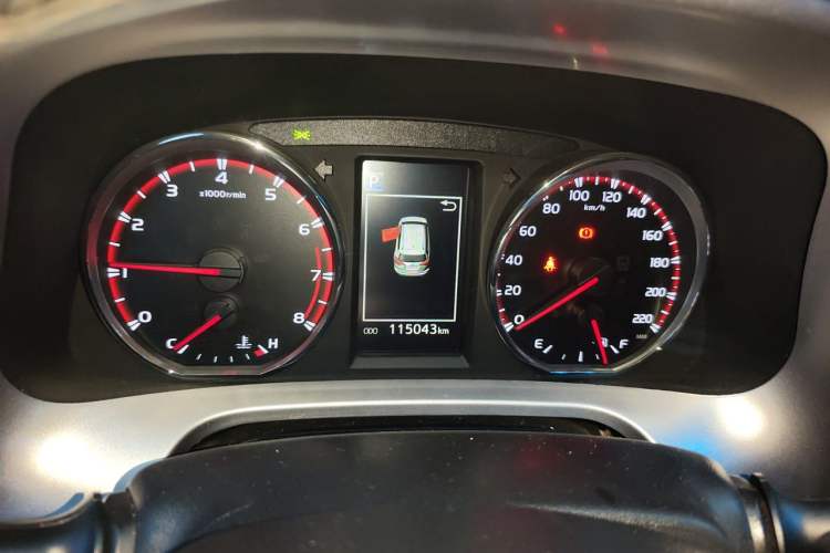 Used Toyota RAV4 2016 2.0L CVT Two-Wheel Drive Smart Edition China V Standard Instrument Cluster