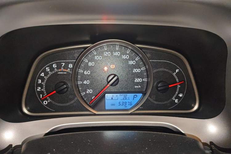Used Toyota RAV4 2016 2.0L CVT Two-Wheel Drive Fashion Edition China V Standard Instrument Cluster