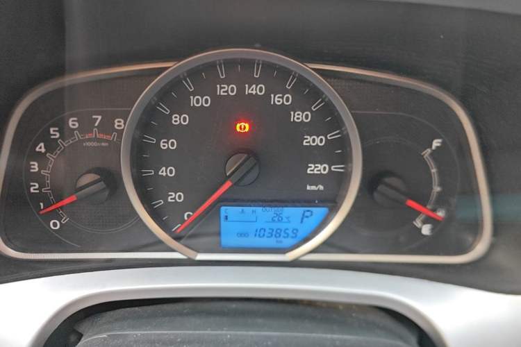 Used Toyota RAV4 2016 2.0L CVT Two-Wheel Drive Fashion Edition China V Standard Instrument Cluster