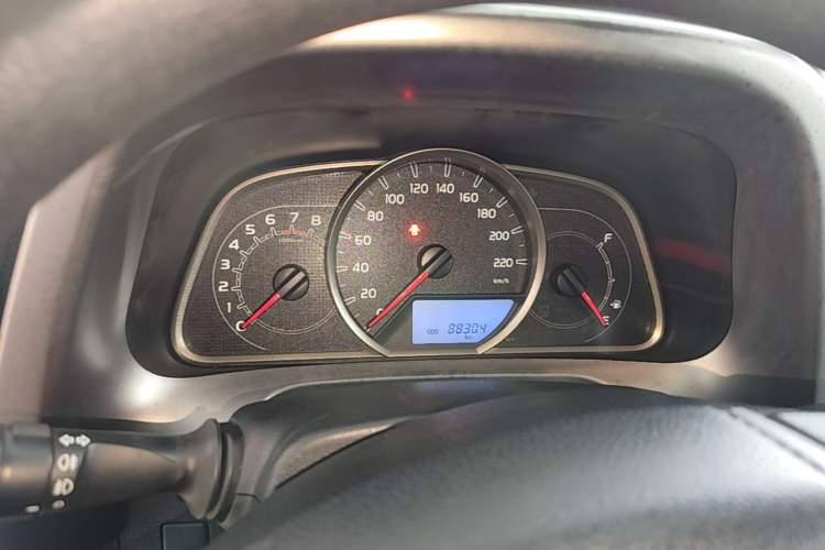 Used Toyota RAV4 2016 2.0L CVT Two-Wheel Drive Fashion Edition China V Standard Instrument Cluster
