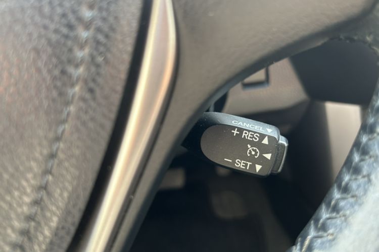 Used Toyota RAV4 2016 2.0L CVT Two-Wheel Drive Smart Edition China V Standard Interior 1