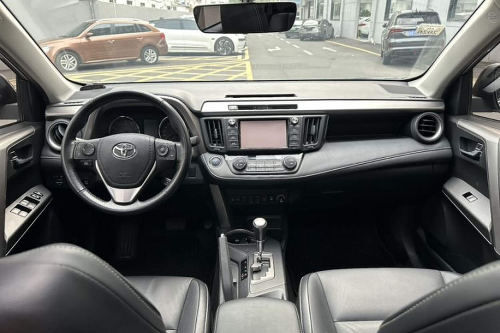 Used Toyota RAV4 2016 2.0L CVT Two-Wheel Drive Smart Edition China V Standard Interior 2