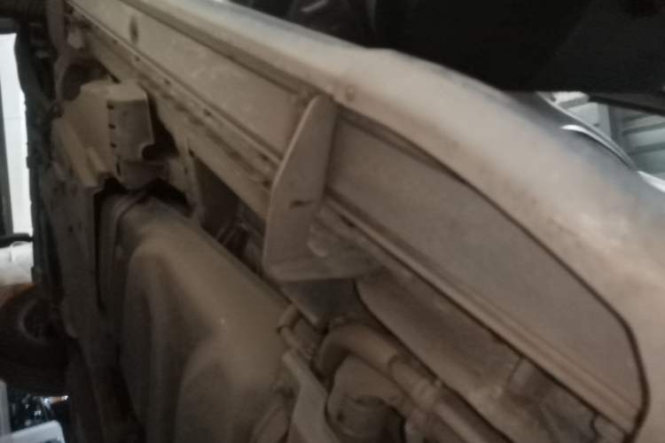 Used Toyota RAV4 2016 2.0L CVT Two-Wheel Drive Fashion Edition China V Standard Left Side Sill