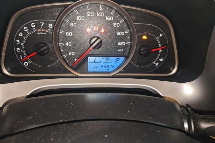 Used Toyota RAV4 2016 2.0L CVT Two-Wheel Drive Fashion Edition China V Standard Odometer Close Up