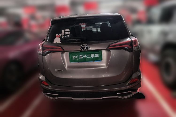 Used Toyota RAV4 2016 2.0L CVT Two-Wheel Drive Comfort Edition China V Standard Rear