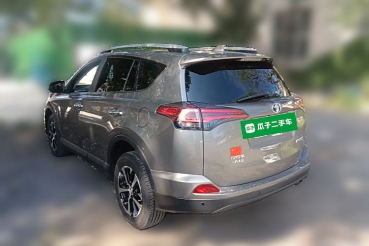 Used Toyota RAV4 2016 2.0L CVT Two-Wheel Drive Fashion Edition China V Standard Rear Left 45 Deg
