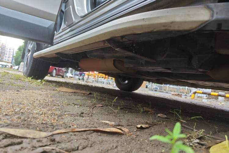 Used Toyota RAV4 2016 2.0L CVT Two-Wheel Drive Smart Edition China V Standard Right Side Sill
