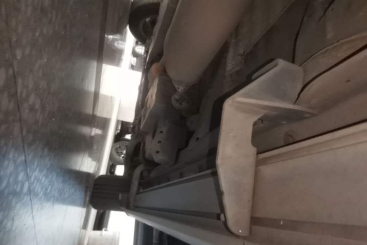 Used Toyota RAV4 2016 2.0L CVT Two-Wheel Drive Fashion Edition China V Standard Right Side Sill