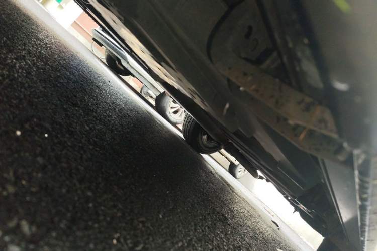 Used Toyota RAV4 2016 2.0L CVT Two-Wheel Drive Fashion Edition China V Standard Chassis Front Left