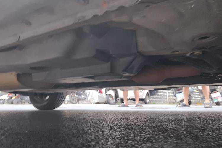 Used Toyota RAV4 2016 2.0L CVT Two-Wheel Drive Urban Edition China V Standard Chassis Front Right