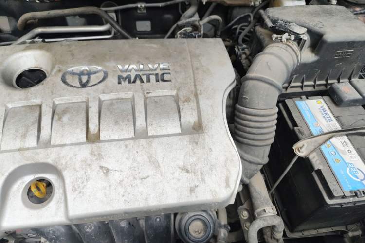 Used Toyota RAV4 2016 2.0L CVT Two-Wheel Drive Fashion Edition China V Standard Engine Bay Left
