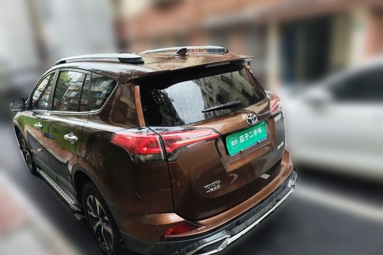 Used Toyota RAV4 2016 2.0L CVT Two-Wheel Drive Fashion Edition China V Standard Rear Left 45 Deg