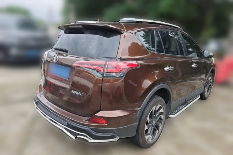 Used Toyota RAV4 2016 2.5L Automatic 4x4 Elite Edition Rear Right 45 Deg