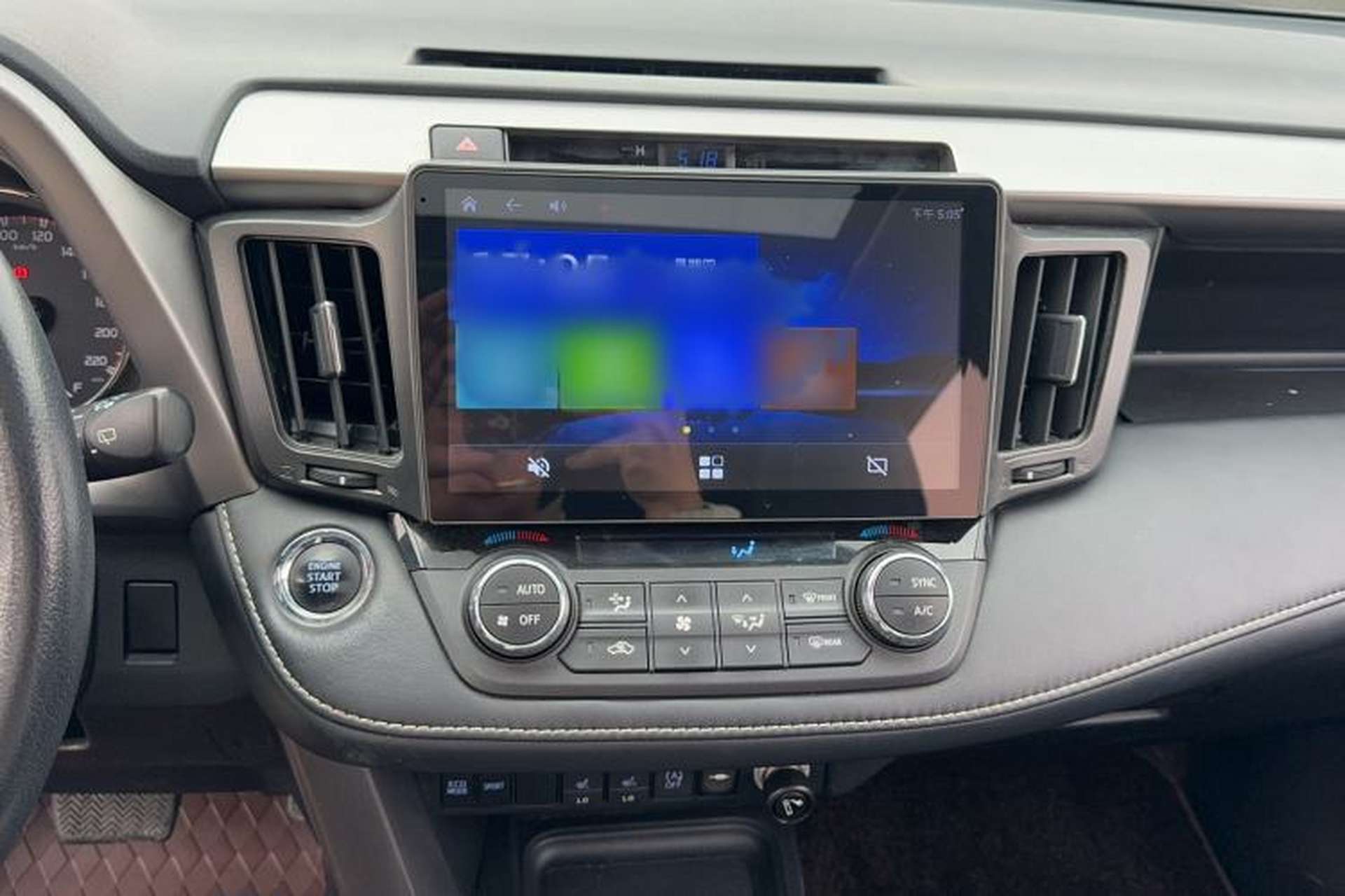 Used Toyota RAV4 2016 2.0L CVT Two-Wheel Drive Smart Edition China V Standard Audio And AC Panel