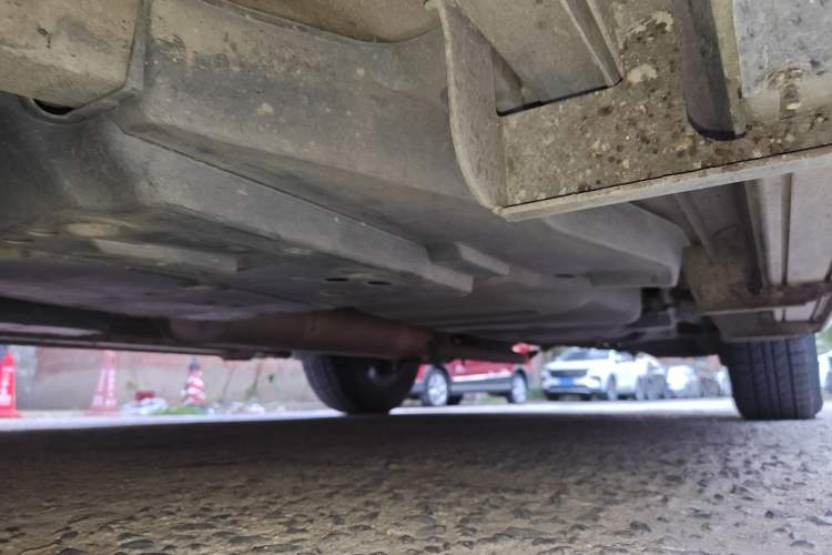 Used Toyota RAV4 2016 2.0L CVT Two-Wheel Drive Fashion Edition China V Standard Chassis Front Left