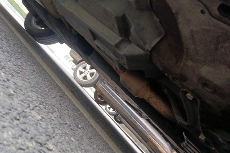 Used Toyota RAV4 2016 2.0L CVT Two-Wheel Drive Fashion Edition China V Standard Chassis Front Right