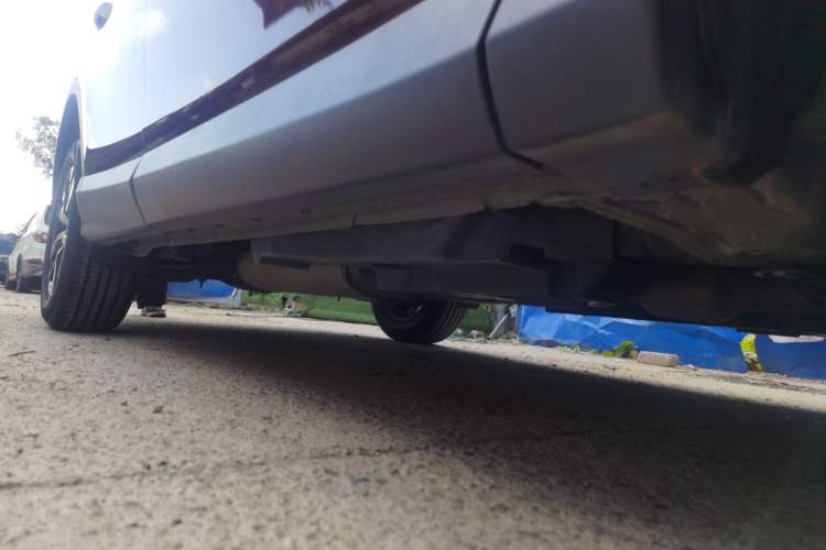 Used Toyota RAV4 2016 2.0L CVT Two-Wheel Drive Fashion Edition China V Standard Chassis Front Right