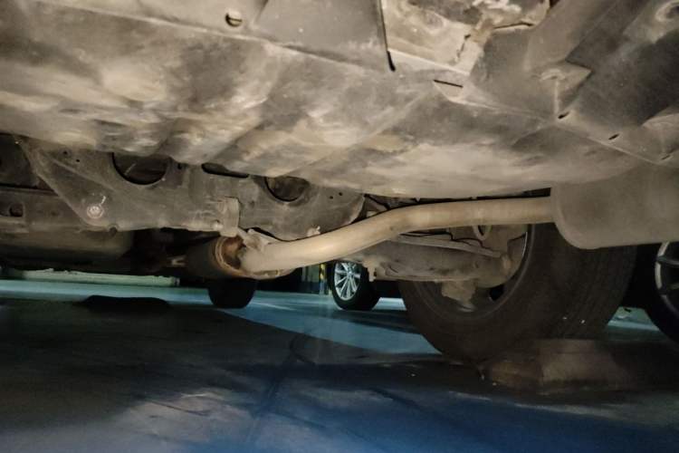 Used Toyota RAV4 2016 2.0L CVT Two-Wheel Drive Fashion Edition China V Standard Chassis Rear