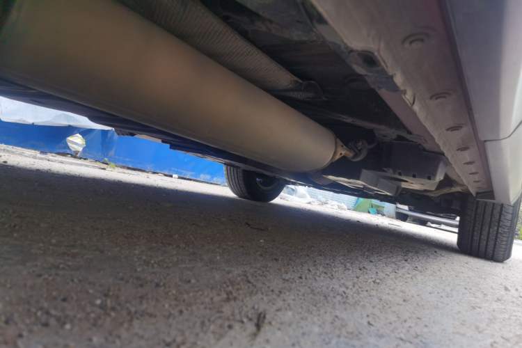 Used Toyota RAV4 2016 2.0L CVT Two-Wheel Drive Fashion Edition China V Standard Chassis Rear Right