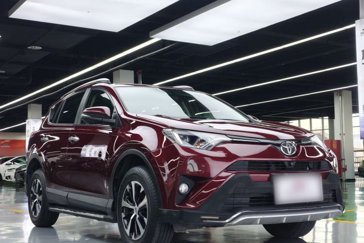 Used Toyota RAV4 2016 2.0L CVT Two-Wheel Drive Comfort Edition China V Standard Exterior 1