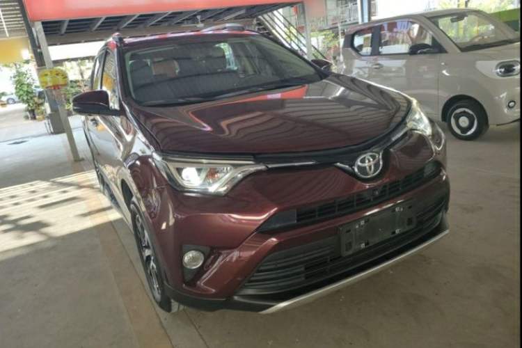 Used Toyota RAV4 2016 2.0L CVT Two-Wheel Drive Smart Edition China V Standard Exterior 2