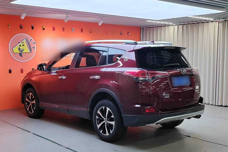 Used Toyota RAV4 2016 2.0L CVT 4x4 New Edition China V Standard Exterior 3