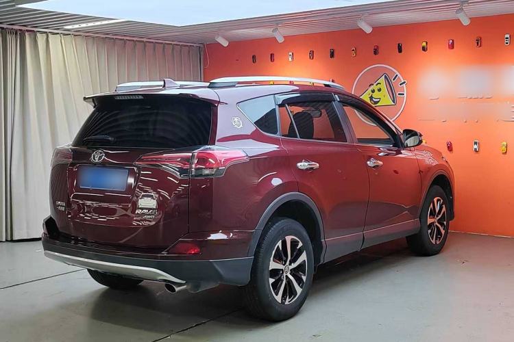 Used Toyota RAV4 2016 2.0L CVT 4x4 New Edition China V Standard Exterior 5