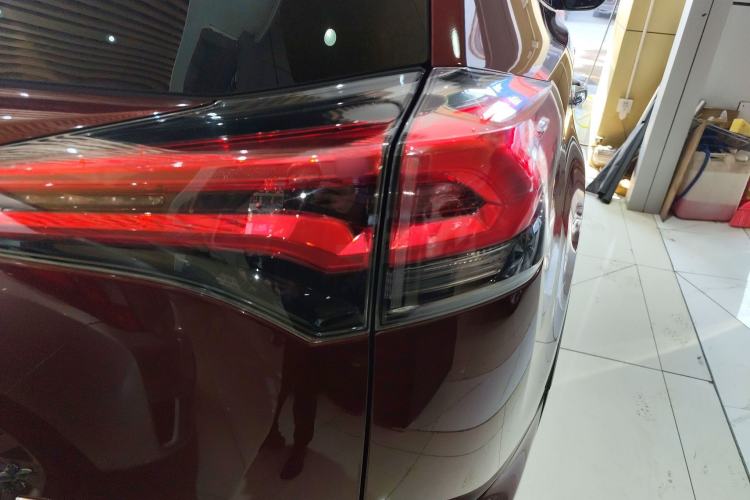 Used Toyota RAV4 2016 2.0L CVT Two-Wheel Drive Fashion Edition China V Standard Exterior 6