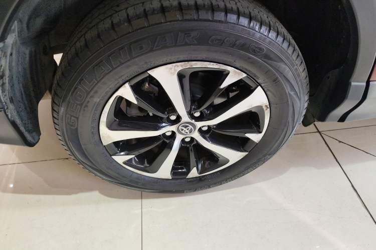 Used Toyota RAV4 2016 2.0L CVT Two-Wheel Drive Fashion Edition China V Standard Exterior 8