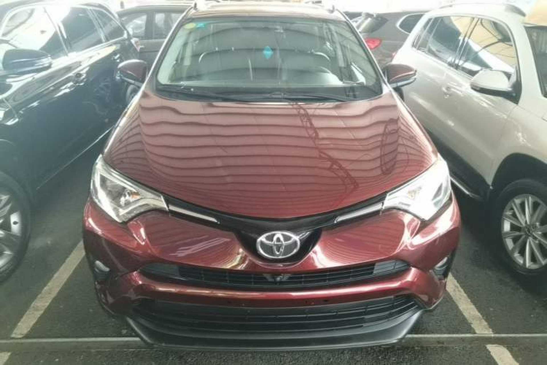 Used Toyota RAV4 2016 2.0L CVT Two-Wheel Drive Fashion Edition China V Standard Front