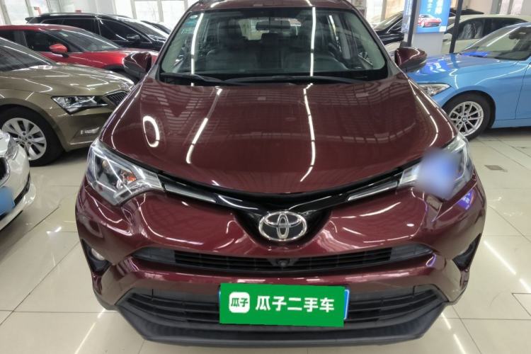 Used Toyota RAV4 2016 2.0L CVT Two-Wheel Drive Fashion Edition China V Standard Front