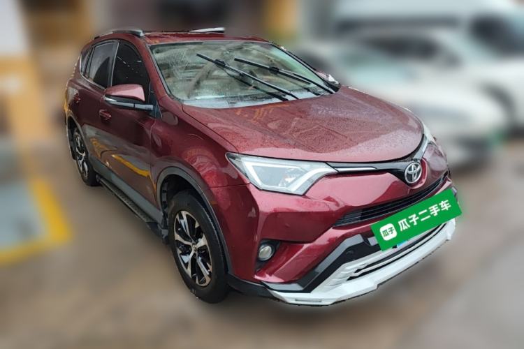 Used Toyota RAV4 2016 2.0L CVT Two-Wheel Drive Urban Edition China V Standard Front Right 45 Deg