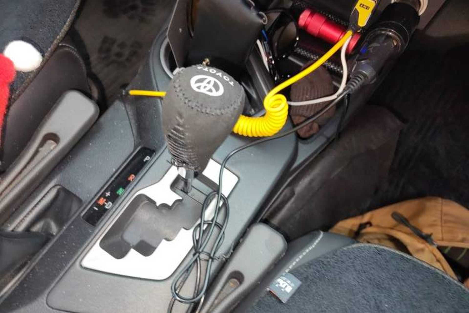 Used Toyota RAV4 2016 2.0L CVT Two-Wheel Drive Smart Edition China V Standard Gear Lever