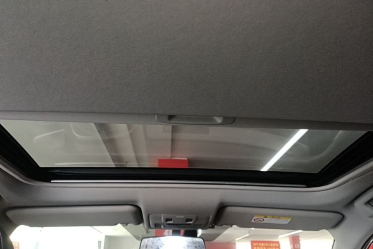 Used Toyota RAV4 2016 2.0L CVT Two-Wheel Drive Fashion Edition China V Standard Headliner