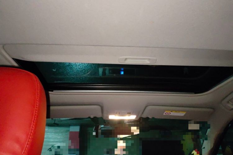 Used Toyota RAV4 2016 2.0L CVT Two-Wheel Drive Fashion Edition China V Standard Headliner
