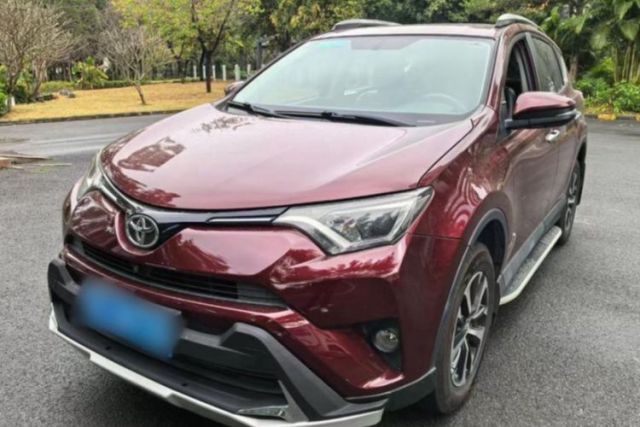 Used Toyota RAV4 2016 2.0L CVT Two-Wheel Drive Fashion Edition China V Standard