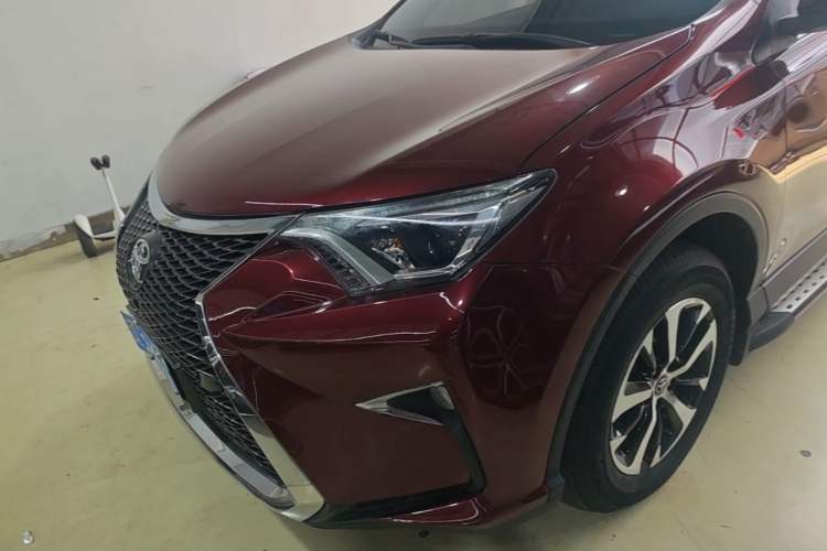 Used Toyota RAV4 2016 2.0L CVT Two-Wheel Drive Fashion Edition China V Standard Left Front Headlight
