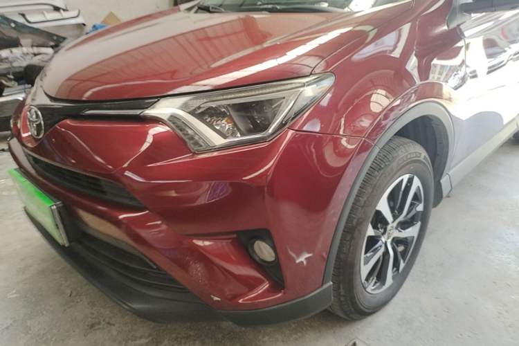 Used Toyota RAV4 2016 2.0L CVT Two-Wheel Drive Comfort Edition China V Standard Left Front Headlight
