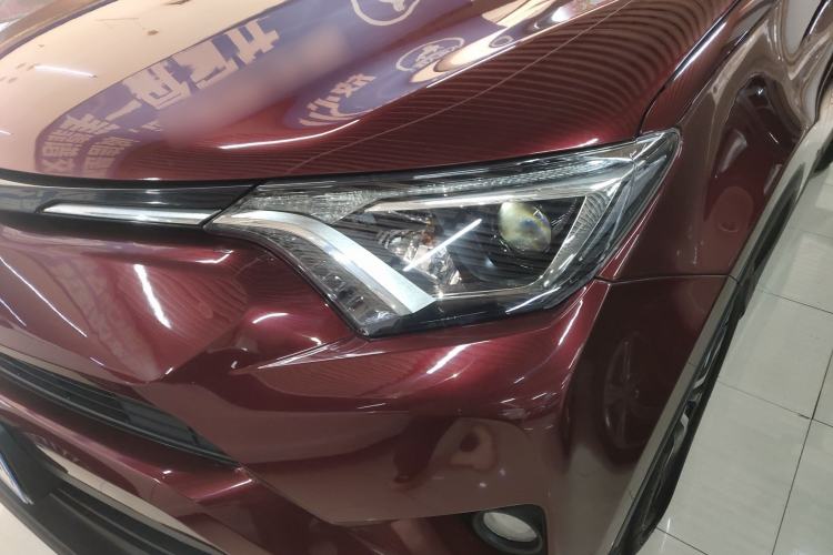Used Toyota RAV4 2016 2.0L CVT Two-Wheel Drive Comfort Edition China V Standard Left Front Headlight