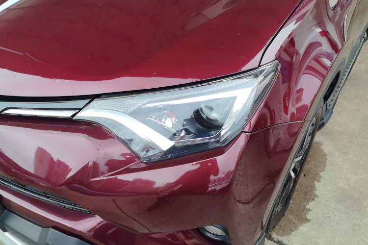 Used Toyota RAV4 2016 2.0L CVT Two-Wheel Drive Fashion Edition China V Standard Left Front Headlight