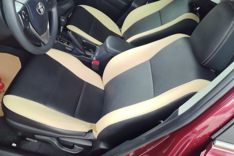 Used Toyota RAV4 2016 2.0L CVT Two-Wheel Drive Fashion Edition China V Standard Left Front Seat