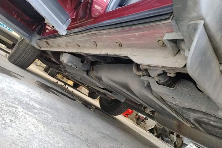 Used Toyota RAV4 2016 2.0L CVT Two-Wheel Drive Comfort Edition China V Standard Left Side Sill