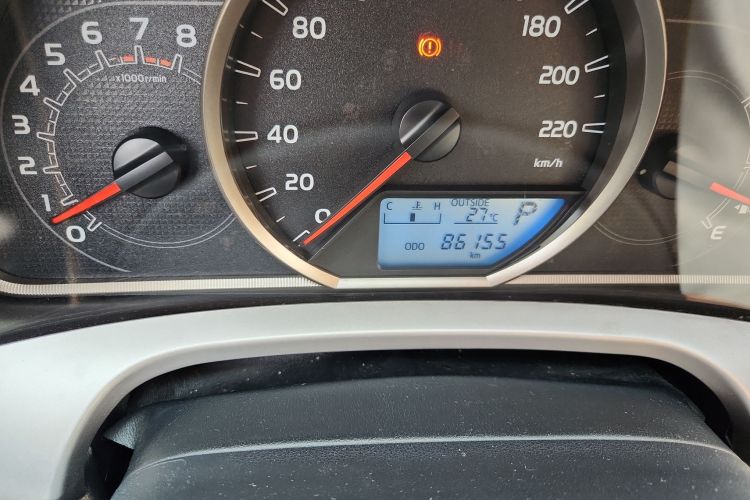 Used Toyota RAV4 2016 2.0L CVT Two-Wheel Drive Fashion Edition China V Standard Odometer Close Up