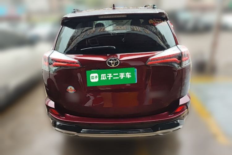 Used Toyota RAV4 2016 2.0L CVT Two-Wheel Drive Urban Edition China V Standard Rear