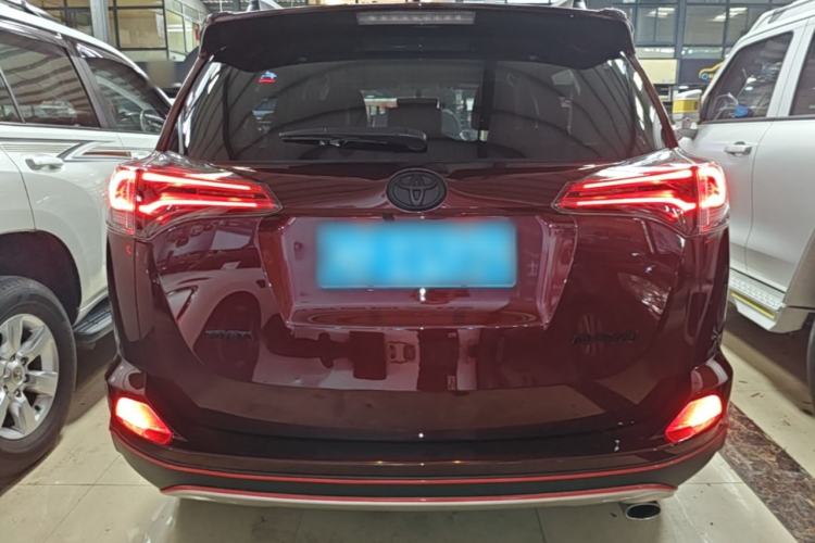 Used Toyota RAV4 2016 2.0L CVT Two-Wheel Drive Smart Edition China V Standard Rear