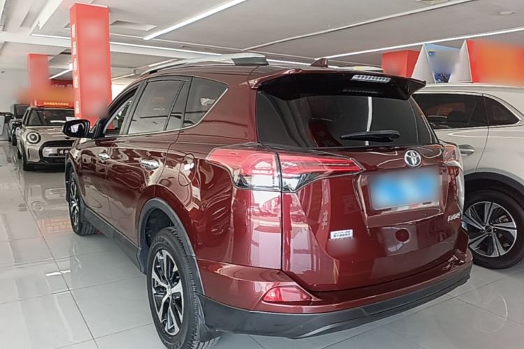 Used Toyota RAV4 2016 2.0L CVT Two-Wheel Drive Fashion Edition China V Standard Rear Left 45 Deg