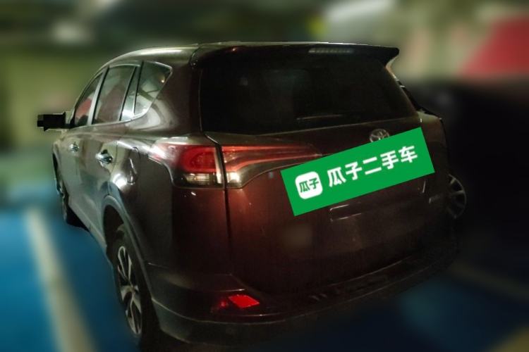 Used Toyota RAV4 2016 2.0L CVT Two-Wheel Drive Fashion Edition China V Standard Rear Left 45 Deg