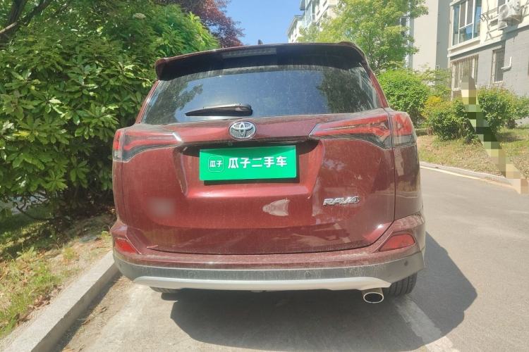 Used Toyota RAV4 2016 2.0L CVT Two-Wheel Drive Smart Edition China V Standard Rear