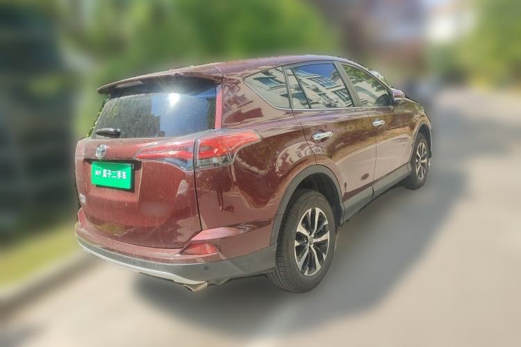 Used Toyota RAV4 2016 2.0L CVT Two-Wheel Drive Smart Edition China V Standard Rear Right 45 Deg